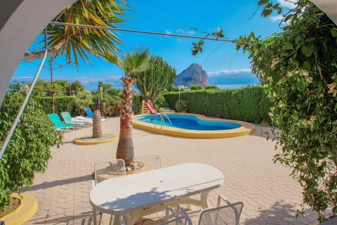 Condelmar - modern villa close to the beach in Calpe Villa in Calp