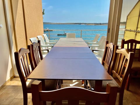 Balcony/Terrace, Seating area, Dining area, Sea view