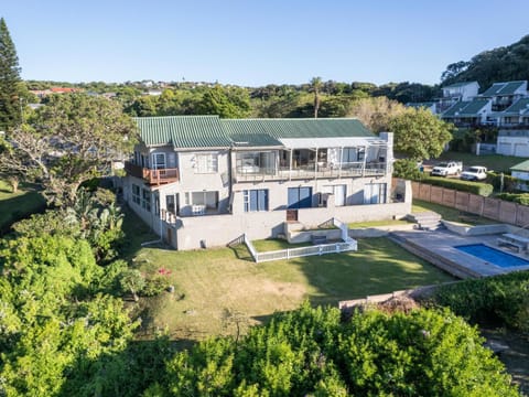 Property building, Garden, Balcony/Terrace