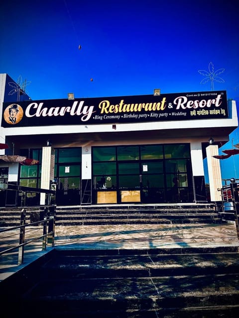 Charlly restaurant & resort Hotel in Agra