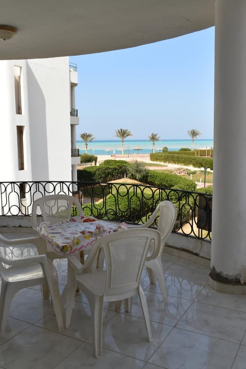 Day, Natural landscape, View (from property/room), Seating area, Sea view