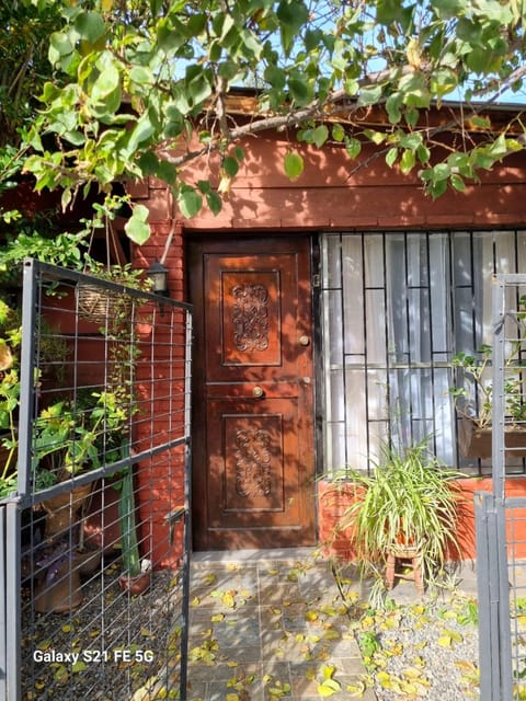 Facade/entrance, Balcony/Terrace