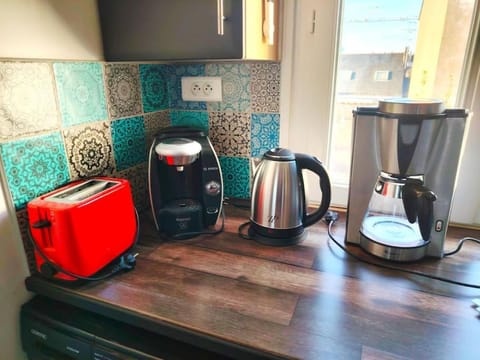 Coffee/tea facilities, Kitchen or kitchenette, toaster