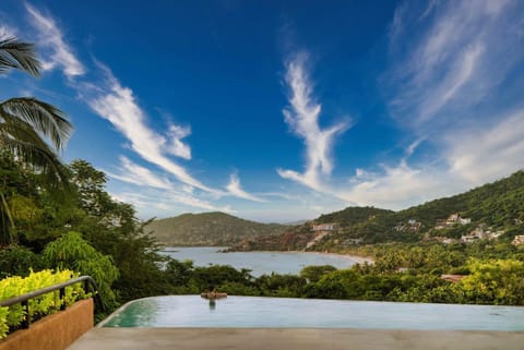 Sea view, Swimming pool