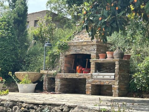 Ferme gite de la Garrigue House in Béziers