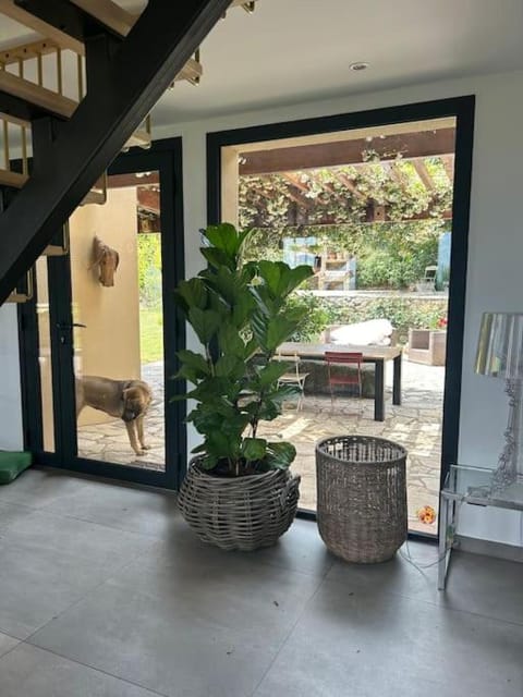 Ferme gite de la Garrigue House in Béziers