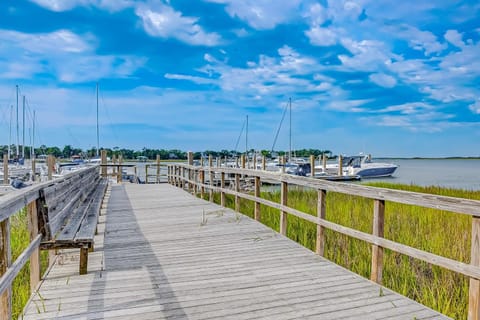 Marsh View Villas 128 - 30 Day Rental Apartment in Folly Beach