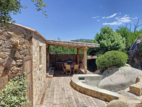 Garden, Balcony/Terrace