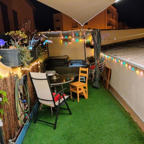 Patio, Night