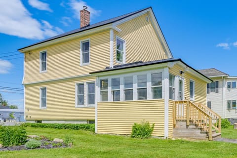 Presque Isle Home with Screened Porch Near River! House in Presque Isle