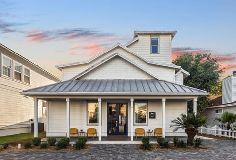 Bohemian Beach Retreat Pool in the Backyard House in Destin