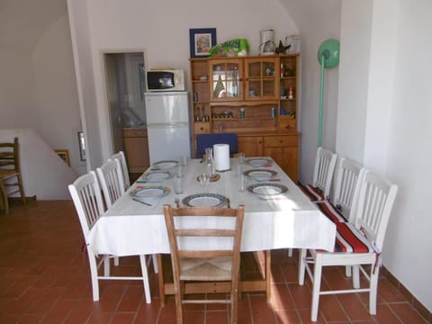 Villa 8 pers, proche plage, terrasse, secteur calme, animaux ok, Gruissan - FR-1-796-67 House in Gruissan