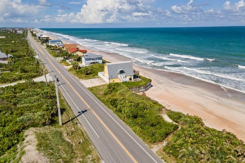 Golden Hour Sunset Bliss with Private Hot Tub House in Vilano Beach