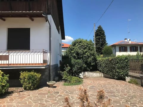 Inner courtyard view