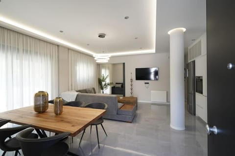 Brand New 3BR with 2 Bathrooms Marousi Apartment Apartment in Chalandri