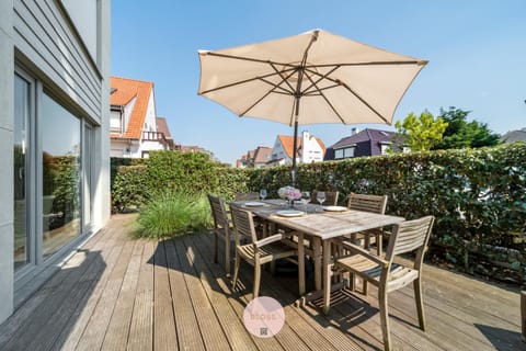 Picarde by BLOSS gelijkvloers met tuin en 50m van strand met garage Apartment in Knokke-Heist