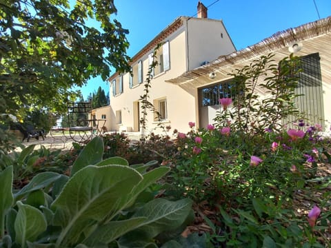 Property building, Garden, Garden view