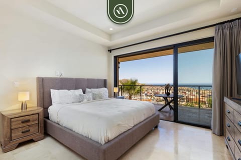 Amazing Unit with Ocean View Apartment in Cabo San Lucas