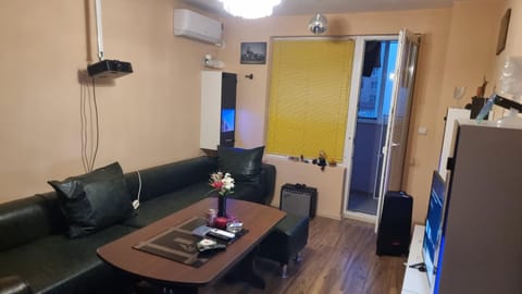 One bedroom apartment wifi апартамент с една спалня,тераса Apartment in Burgas