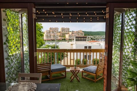 Natural landscape, View (from property/room), Balcony/Terrace, Seating area