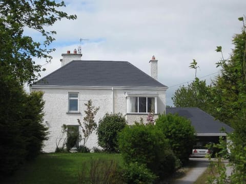 Riverside Glanworth Bed and Breakfast in Co. Tipperary, Ireland