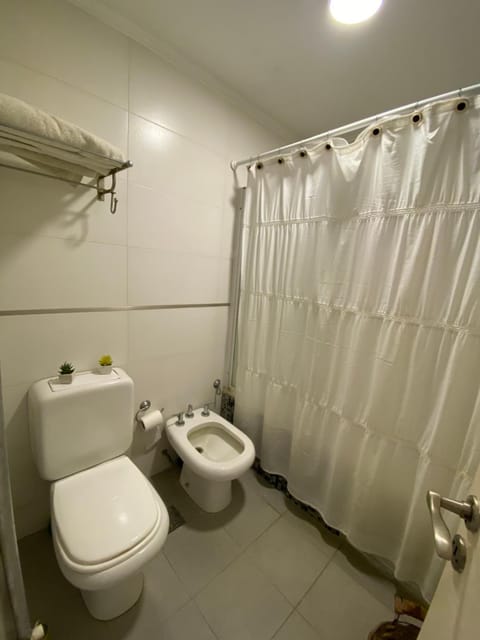 Shower, Bathroom, bidet, towels