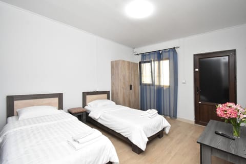 Sirik Hotel in Yerevan