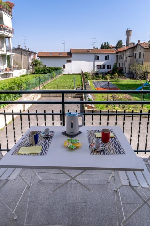 Balcony/Terrace, Garden view