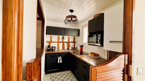 Kitchen or kitchenette, stove