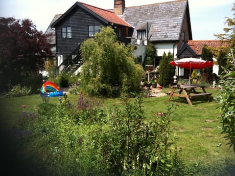 Six Bells Inn Posada in St Edmundsbury District