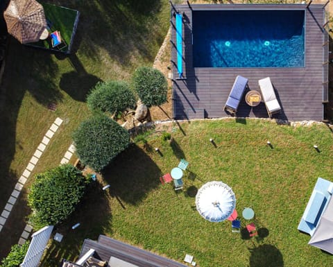 Bird's eye view, Garden, Swimming pool, sunbed