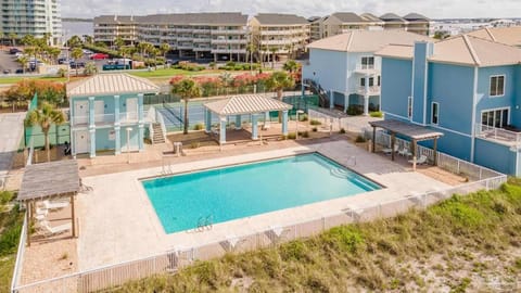 Portside Villas unit 6 House in Pensacola Beach