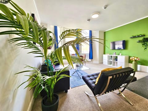 FLASH SALE Central Hove 2 Bedroom Flat BN310FIR02 Apartment in Hove