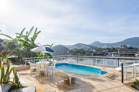 Pool view, Sea view, Swimming pool