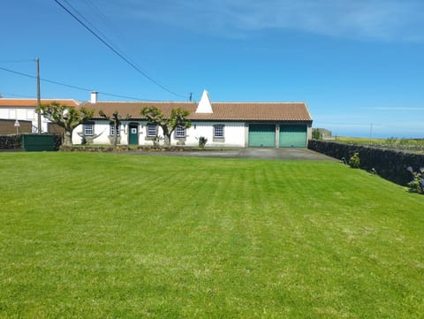 Property building, Garden, Garden view