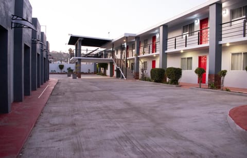 Property building, Balcony/Terrace