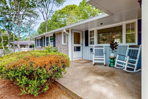 Great Pond Escape House in East Falmouth