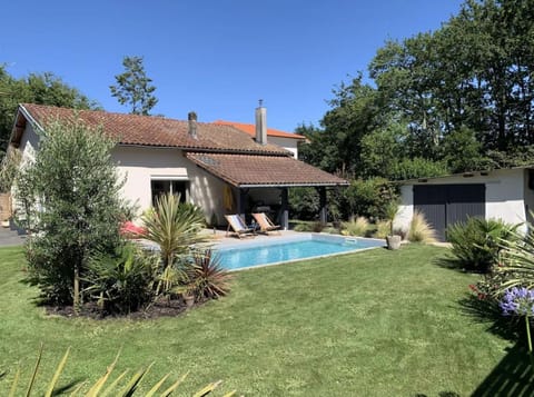 Fantastic house with pool House in Andernos-les-Bains