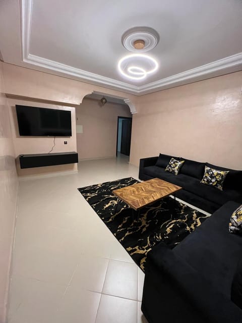 Yousa Home & pool Apartment in Tangier