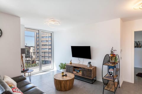 Modern, Cityview, Penthouse Yiwoo Apartment in Giessen