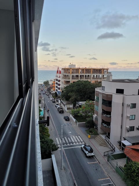 Neighbourhood, Natural landscape, City view, Sea view, Street view, Location