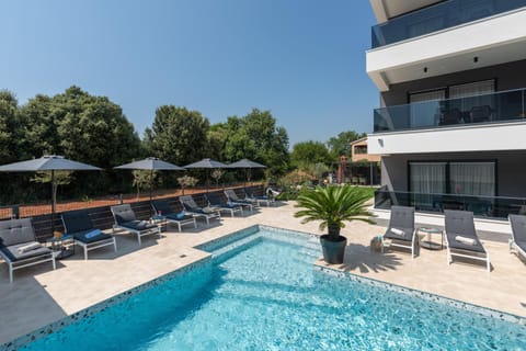 Property building, Pool view, Swimming pool