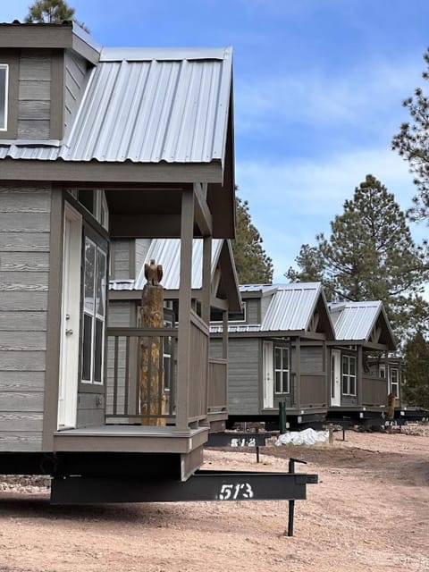 Cozy cabins by the forest 1B Chalet in Williams