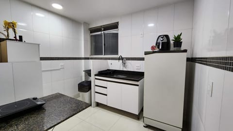 Kitchen or kitchenette, Communal kitchen