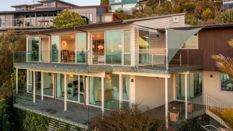 Ocean Horizon - Incredible Sea Views & Sunsets House in Nelson