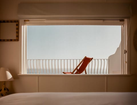 Bed, Sea view