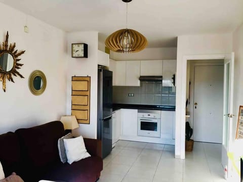 Apartamento con WIFI y piscina cerca del mar Apartment in Torredembarra