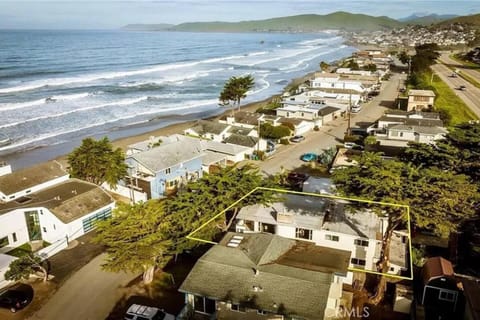 Neighbourhood, Bird's eye view, Beach, Sea view