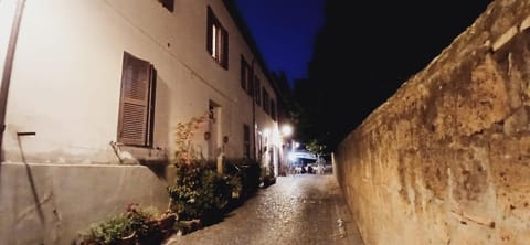 Property building, Street view, Quiet street view