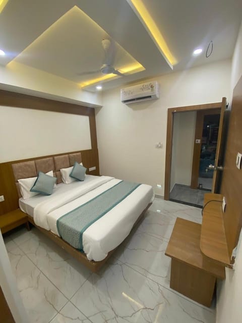 hotel neptune Hotel in Ahmedabad